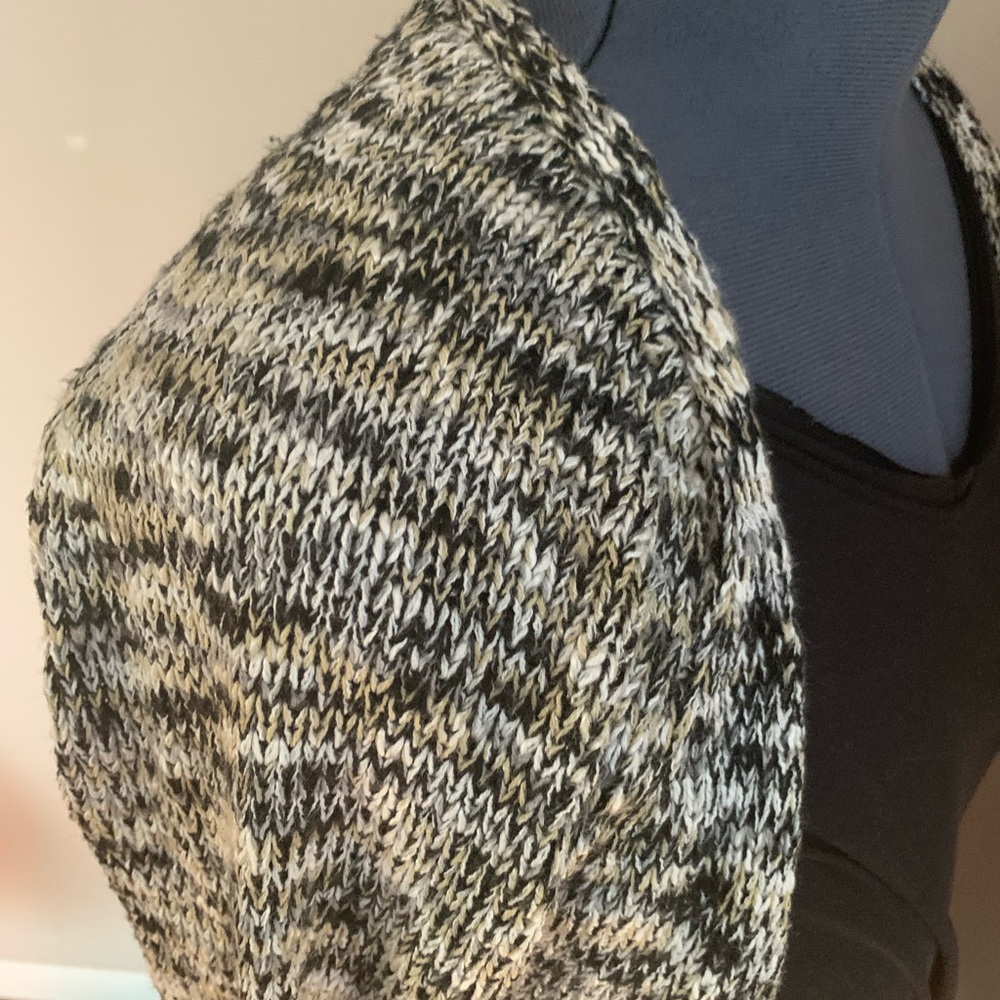 Sweater/Duster-Small - Picture 7 of 7